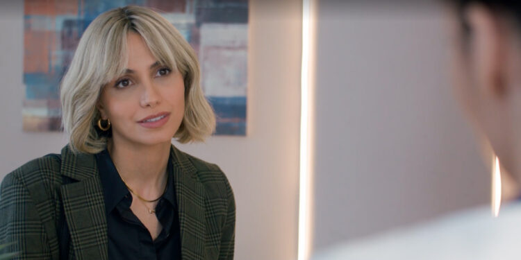 Η Μάγια ανησυχεί που βλέπει τη Βάνα συνεχώς θλιμμένη