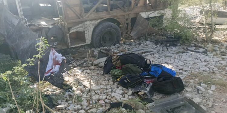 Πακιστάν: Επίθεση αυτοκτονίας σε σχολικό λεωφορείο στο Βελουχιστάν