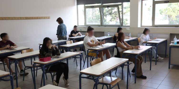 Υπεγράφη η υπουργική απόφαση με τις Ελάχιστες Βάσεις Εισαγωγής