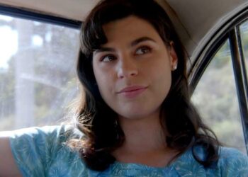 Η Χλόη το «σκάει» με τον πατέρα Νικόλαο