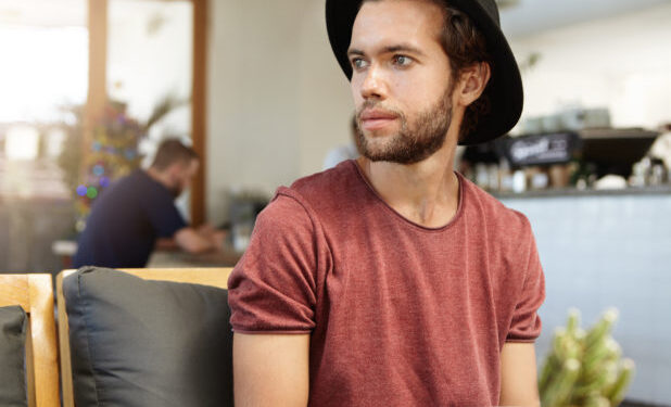 «Αυτά ήταν τα 6 συμπτώματα που αγνόησα πριν από τη διάγνωση σε ηλικία 31 ετών»