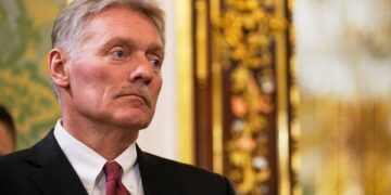 Πεσκόφ: «Ανεύθυνη» η απόφαση του Μερτς για συνεργασία Γερμανίας