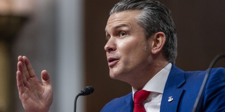 Σιγκαπούρη: Δριμεία επίθεση στην Κίνα από τον Αμερικανικό υπουργό Άμυνας