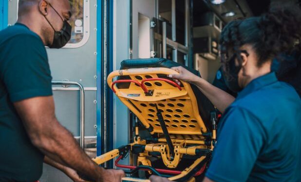 Ένας νεκρός από έκρηξη μπροστά σε κλινική γονιμότητας στο Παλμ Σπρινγκς