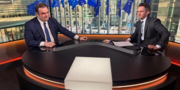 Κ. Πιερρακάκης στο Bloomberg: Η Ελλάδα θα συνεχίσει να παράγει πρωτογενή πλεονάσματα