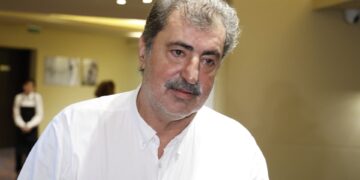 Άρση ασυλίας Πολάκη για μήνυση Κασσελάκη προτείνει η Επιτροπή Δεοντολογίας