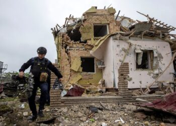 Γιατί τα ρωσικά στρατεύματα συγκεντρώνονται κοντά στην «πόλη