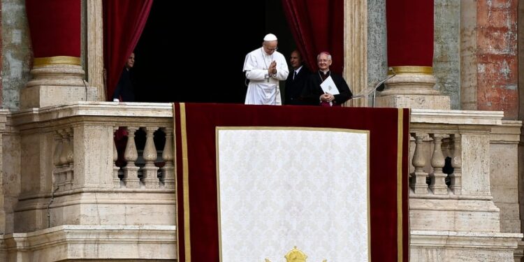 «Παύσατε άμεσα πυρ» το μήνυμα του Πάπα Λέοντα στην πρώτη κυριακάτικη λειτουργία