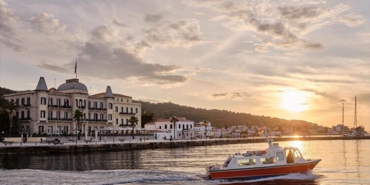 Το Poseidonion άνοιξε ξανά και το καλοκαίρι ξεκινά στις Σπέτσες