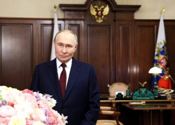 Προτείνει απευθείας διαπραγματεύσεις Ρωσίας – Ουκρανίας στην Κωνσταντινούπολη