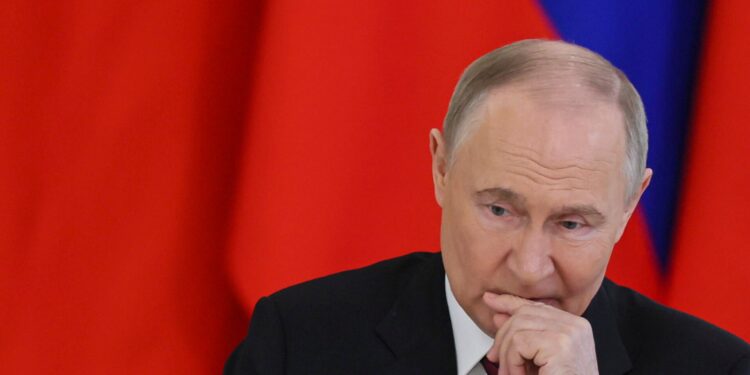 Χαιρετίζει ο Τραμπ, «δεν αρκεί» λέει ο Μακρόν