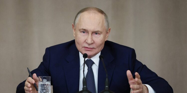 Θρίλερ ενόψει Κωνσταντινούπολης με το βλέμμα στον Πούτιν