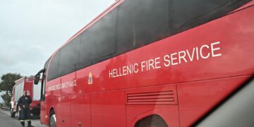 Φωτιά σε χώρο επιχείρησης τα ξημερώματα