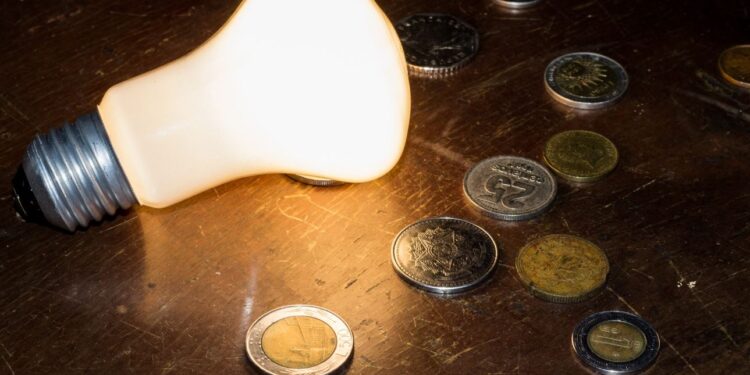 Επιδότηση ρεύματος: Πώς και πότε θα την λάβουν οι επιχειρήσεις