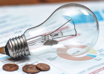 Electricity prices for May from PPC – How the green, blue, and yellow tariffs are trending