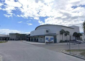 ΗΠΑ: Δασκάλα στη Φλόριντα συνελήφθη για σχέση με μαθητή της