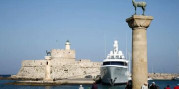 «Με κατήγγειλαν για να με εκδικηθούν, μου χρωστάνε λεφτά» λέει ο 38χρονος που κατηγορείται για σεξουαλική κακοποίηση 15χρονης