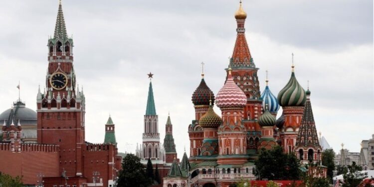 Πιθανή συνάντηση Πούτιν – Ζελένσκι, αλλά μόνο αν έχουν επιτευχθεί ορισμένες συμφωνίες