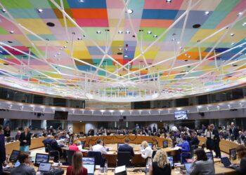 Καμία προμήθεια σε τρίτες χώρες που αντιβαίνουν τα συμφέροντα ασφάλειας της ΕΕ