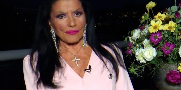 Τα 92α γενέθλιά της γιόρτασε η «βασίλισσα της νύχτας»