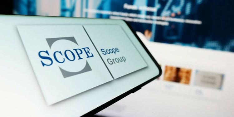 Ο αναλυτής που ξεπέρασε την ελληνική… τραγωδία και ξεκίνησε τις διαδοχικές αναβαθμίσεις