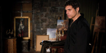 Ο Σίλβιο γίνεται άβουλη μαριονέτα στα χέρια της Πανδώρας