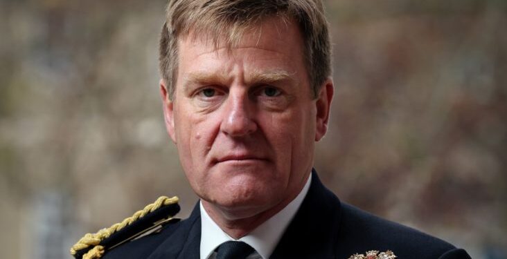 Βρετανία: Σάλος στο Πολεμικό Ναυτικό με τον Αρχηγό του στόλου να βγαίνει σε διαθεσιμότητα