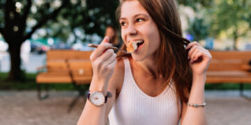 «Αυτά είναι τα 7 σνακ με λίγες θερμίδες που με βοήθησαν στην απώλεια βάρους»