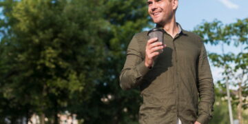 Άνδρας που έχασε 122 κιλά αποκαλύπτει πώς 1 απλή συνήθεια τον βοήθησε να κάψει λίπος και να βελτιώσει την ψυχική του υγεία