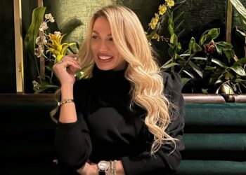 Κωνσταντίνα Σπυροπούλου: Στη παιδική χαρά με τους γιους της