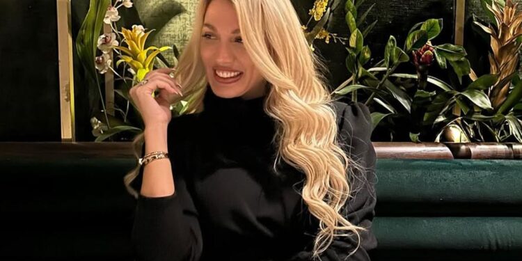 Κωνσταντίνα Σπυροπούλου: Στη παιδική χαρά με τους γιους της