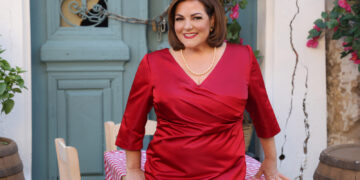 Οι πρώτες backstage φωτογραφίες των πρωταγωνιστών