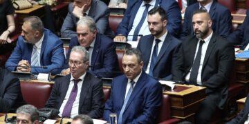 Απαλλαγή όλων των κατηγορουμένων για εξαπάτηση εκλογέων ζήτησε η εισαγγελέας