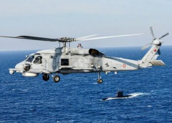 Αναγκαστική προσθαλάσσωση ελικοπτέρου του Πολεμικού Ναυτικού