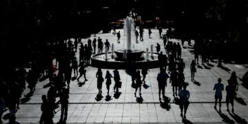 Οι καλοί μισθοί θέλουν παραγωγικότητα