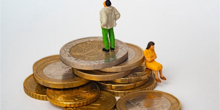 Τι θα ισχύσει τελικά με τις ημερομηνίες καταβολής των συντάξεων – Διευκρινίσεις για την προσωρινή σύνταξη