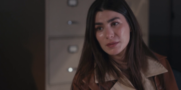 Η αστυνομία στην πόρτα της Αλεξάνδρας