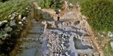 Μυστήριο με τον αρχαίο τάφο στο Σπήλαιο της Σαλώμης