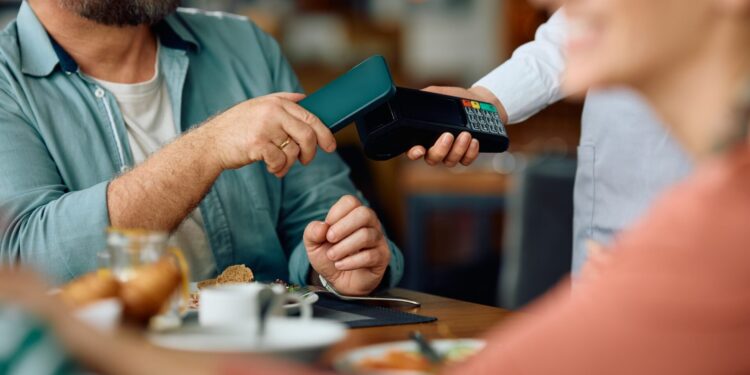 Tap to Pay στο iPhone διαθέσιμο στην Ελλάδα