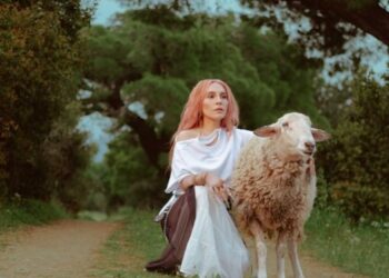 Η μεγάλη επιστροφή και το ανανεωμένο look της τραγουδίστριας