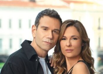 Έκπληξη επί σκηνής για τα γενέθλια του Τάσου Ιορδανίδη