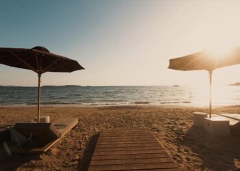 Το The C-Beach Restaurant καλωσορίζει το καλοκαίρι αυτή την Κυριακή