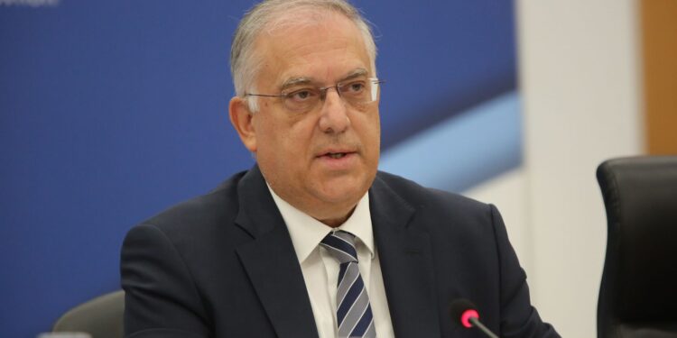 Αυστηρός έλεγχος σε ασφαλιστικές εταιρείες για καταχρηστικούς όρους και αθέμιτες πρακτικές