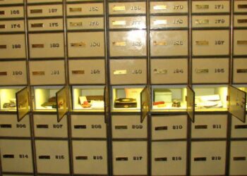 Εφορία: Στο στόχαστρο οι «ύποπτες» θυρίδες