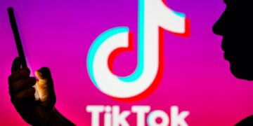 Το TikTok επενδύει 1 δισεκ. ευρώ για την κατασκευή ενός κέντρου δεδομένων στην Κούβολα