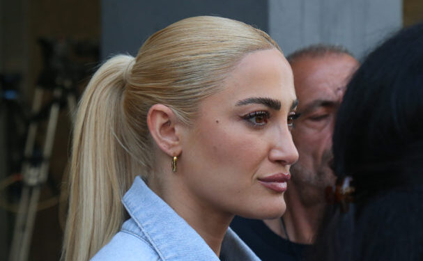 Το μήνυμα μετά τη διακοπή της δίκης για το revenge porn