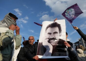 Το PKK ανακοίνωσε αυτοδιάλυση και τερματισμό του ένοπλου αγώνα