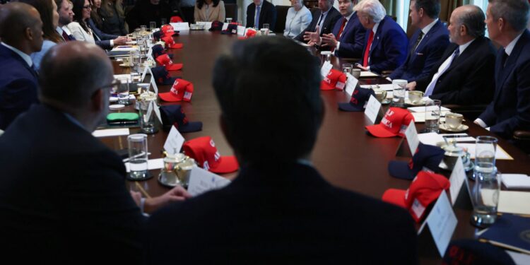 Φταίει για όλα Μπάιντεν, οι επόμενες 100 ημέρες θα είναι ακόμη καλύτερες