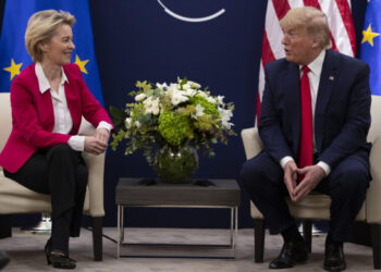 Επικοινωνία Ούρσουλα φον ντερ Λάιεν με Τραμπ για δασμούς – Η ΕΕ ζητά προθεσμία έως τις 9 Ιουλίου για «καλή συμφωνία»