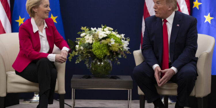 Επικοινωνία Ούρσουλα φον ντερ Λάιεν με Τραμπ για δασμούς – Η ΕΕ ζητά προθεσμία έως τις 9 Ιουλίου για «καλή συμφωνία»